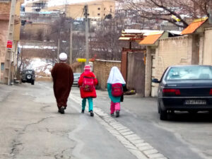 iran monti zagros scuola