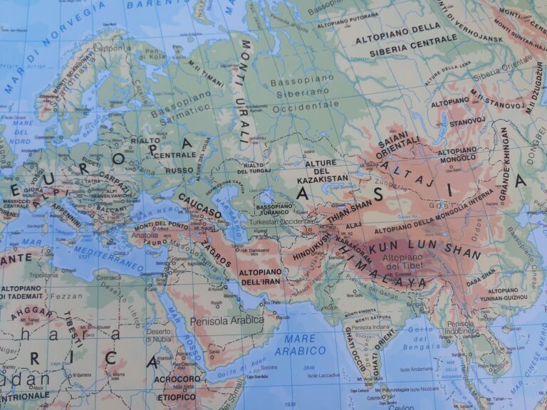 mappa fisica eurasia
